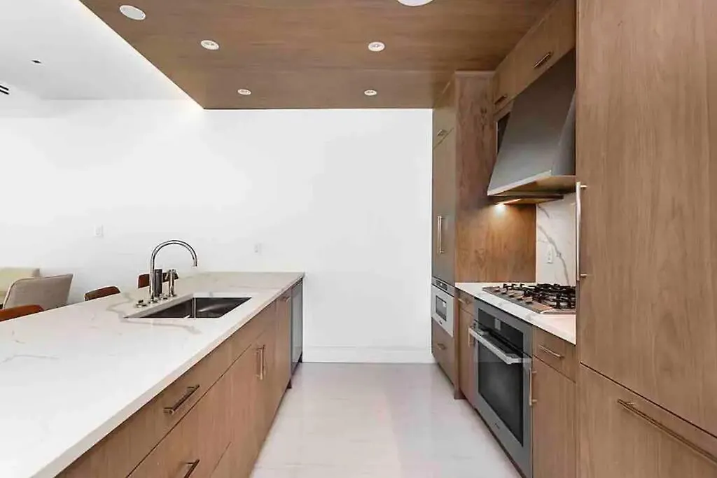 Luxurious Soho Apartment~ 2 Bedroom 2 Bathroom New York